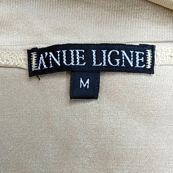 LIKE NEW A'nue Ligne High Neck Sleeveless Rouched Top - Picture 8 of 12